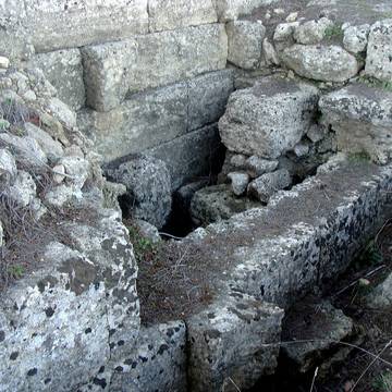 Chapelle Saint-Blaise de Saint-Mitre-les-Remparts
